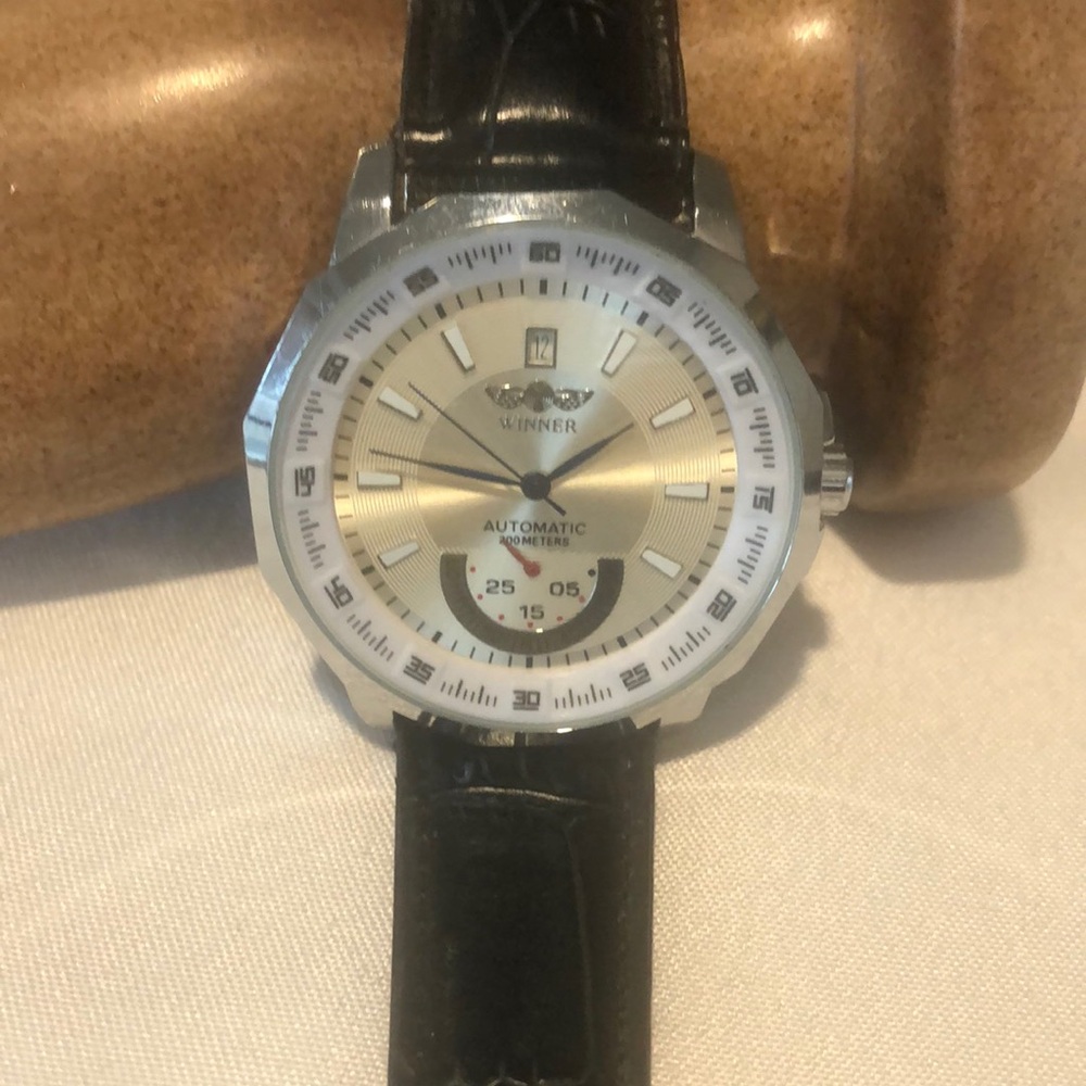 Winner silver dial watch w/Black Strap water resistance NEW no box